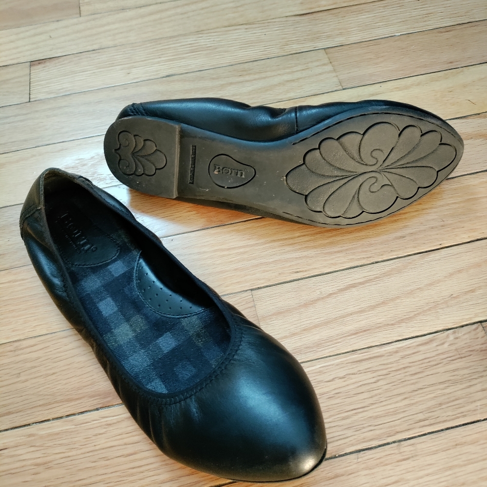 Shoes - Picture 4 of 4